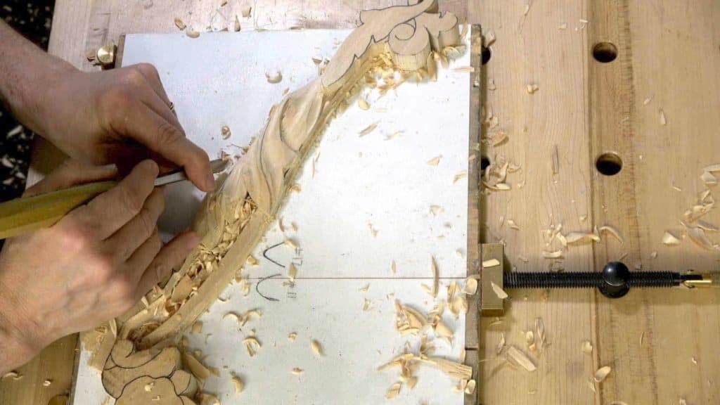 Acanthus over Moldings 2