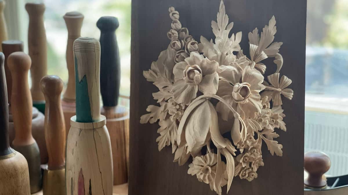 Explore the enchanting realm of Grinling Gibbons-style woodcarving with expert woodcarver Alexander Grabovetskiy in this comprehensive, in-person course held in Maine. Drawing inspiration from Gibbons' original designs and incorporating unique floral elements, this course teaches traditional woodcarving techniques using basswood, gouges, chisels, and veiners. Immerse yourself in 18 workshops, each featuring three in-depth lessons, and develop your skills to create intricate, nature-inspired woodcarvings. Enroll now and join the School of Woodcarving community to master this timeless art form under the guidance of a true expert.