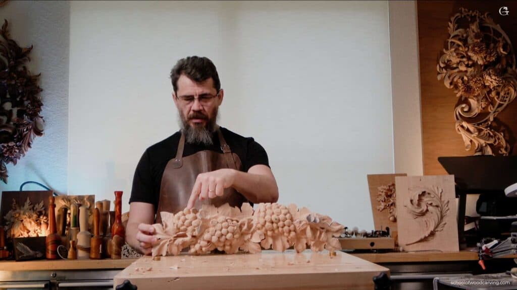 Carving Grape Onlay 3