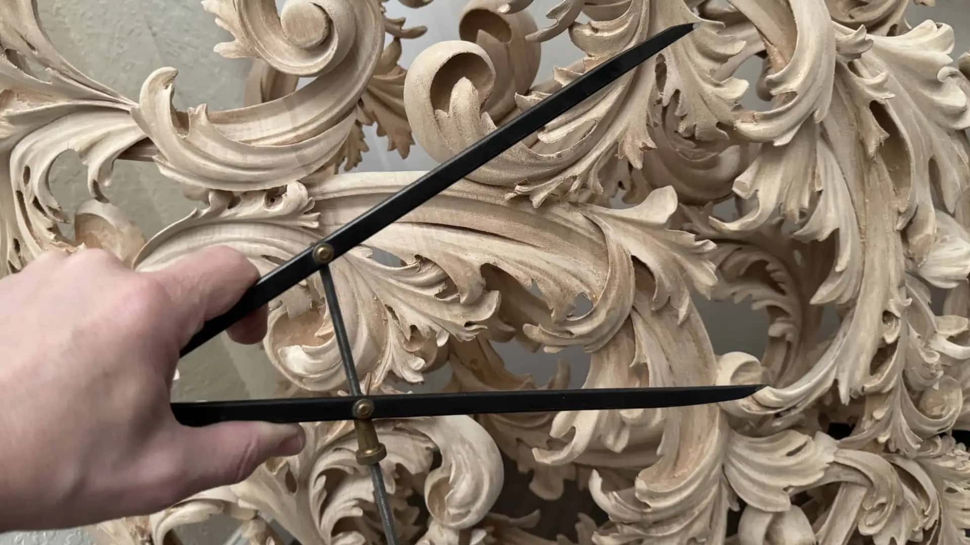 How to Lay Out a Carving With Dividers, Not a Ruler