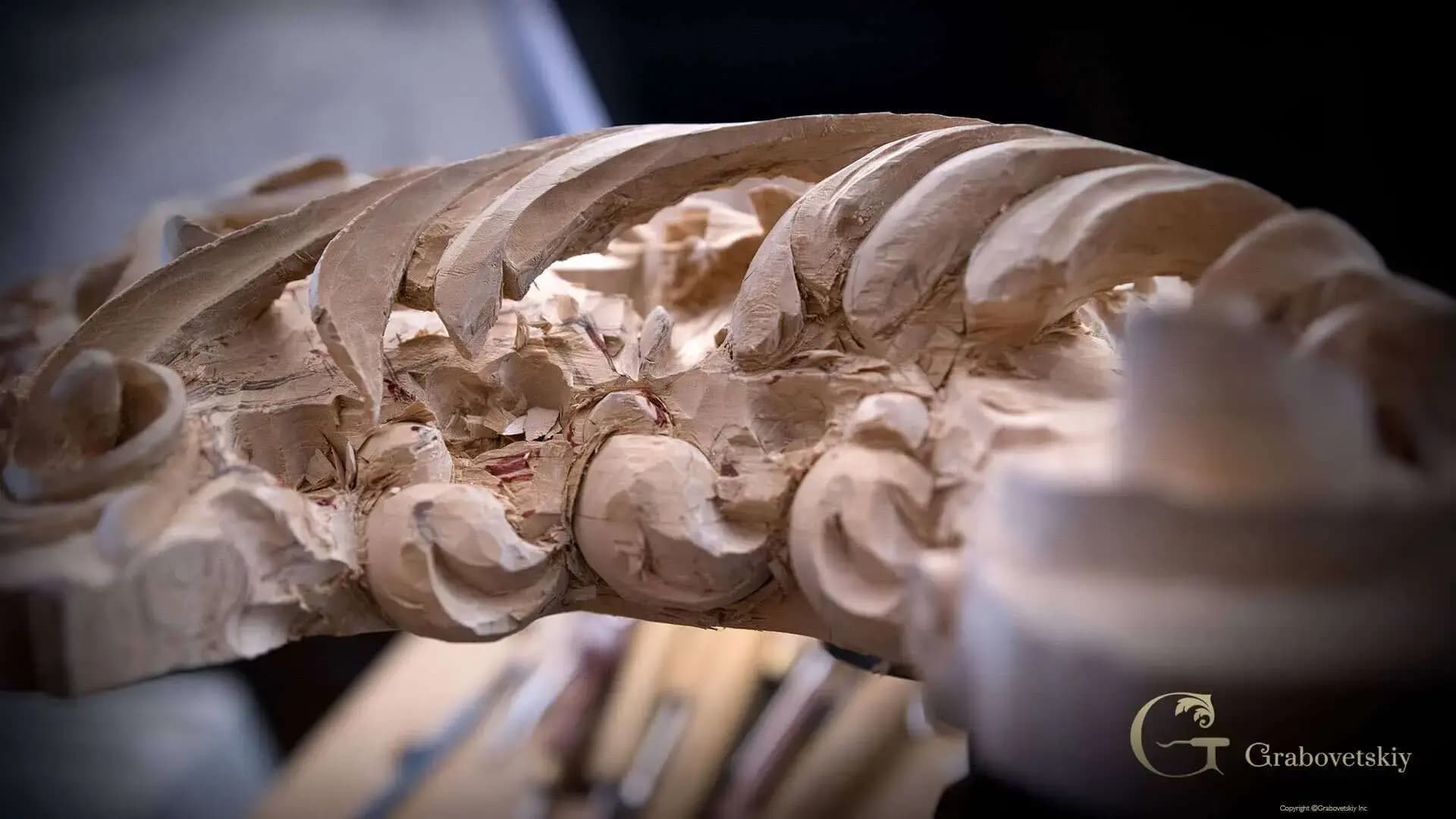 Wood carving techniques that change the work, and the order to learn them