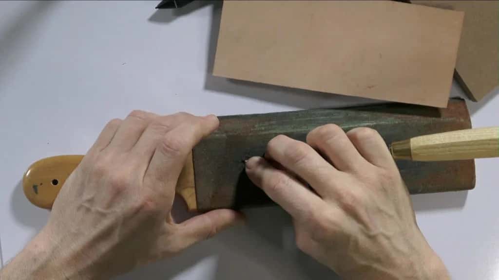 Stropping a gouge on leather