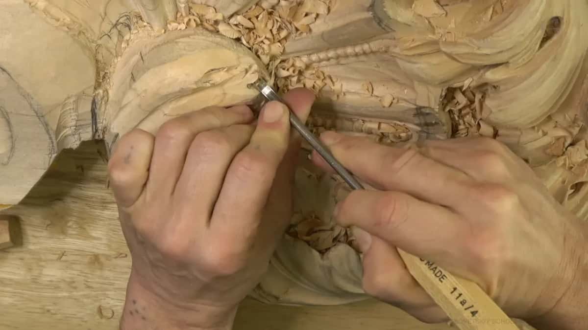 Handle marked 11a/4, its tip inside.