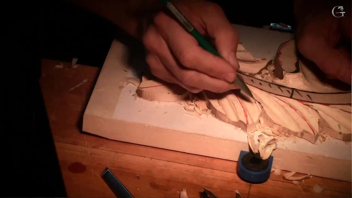 Working the next leaf along with the same tool