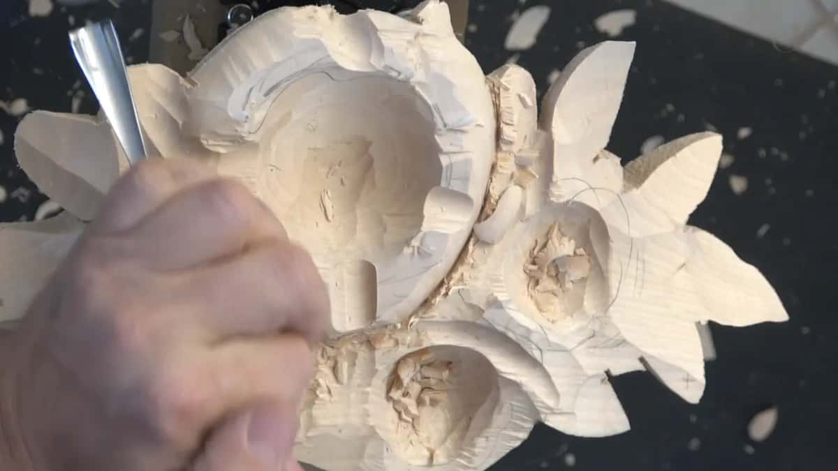Whole second layer seen from above with the big ring shaped and the small ones roughed