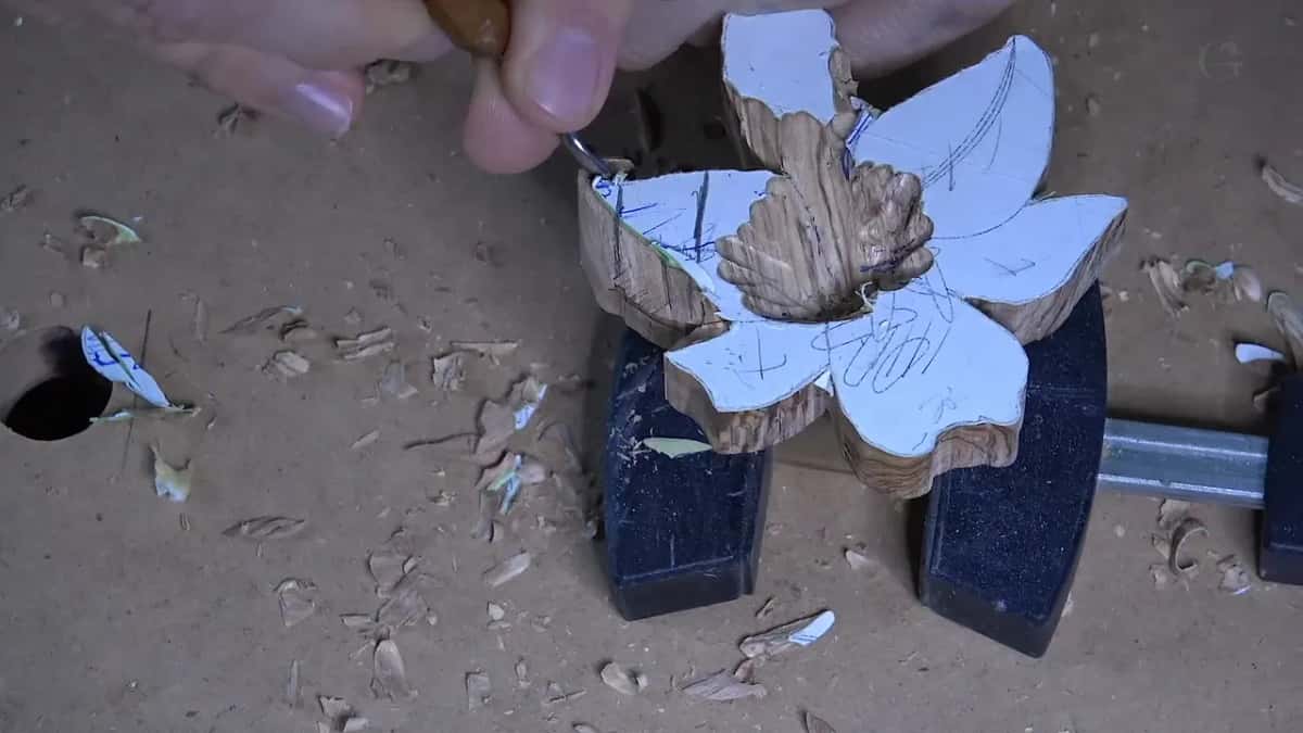 A narrow gouge at work on the first petal