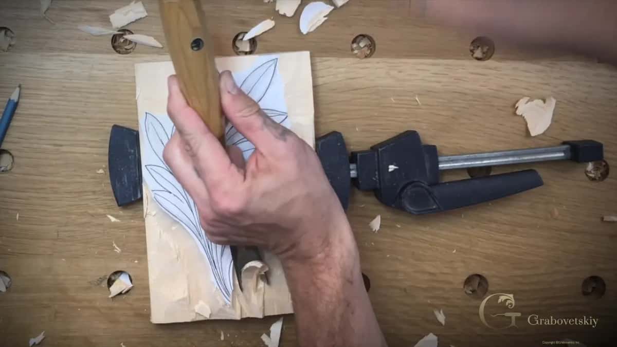 Handle in the palm