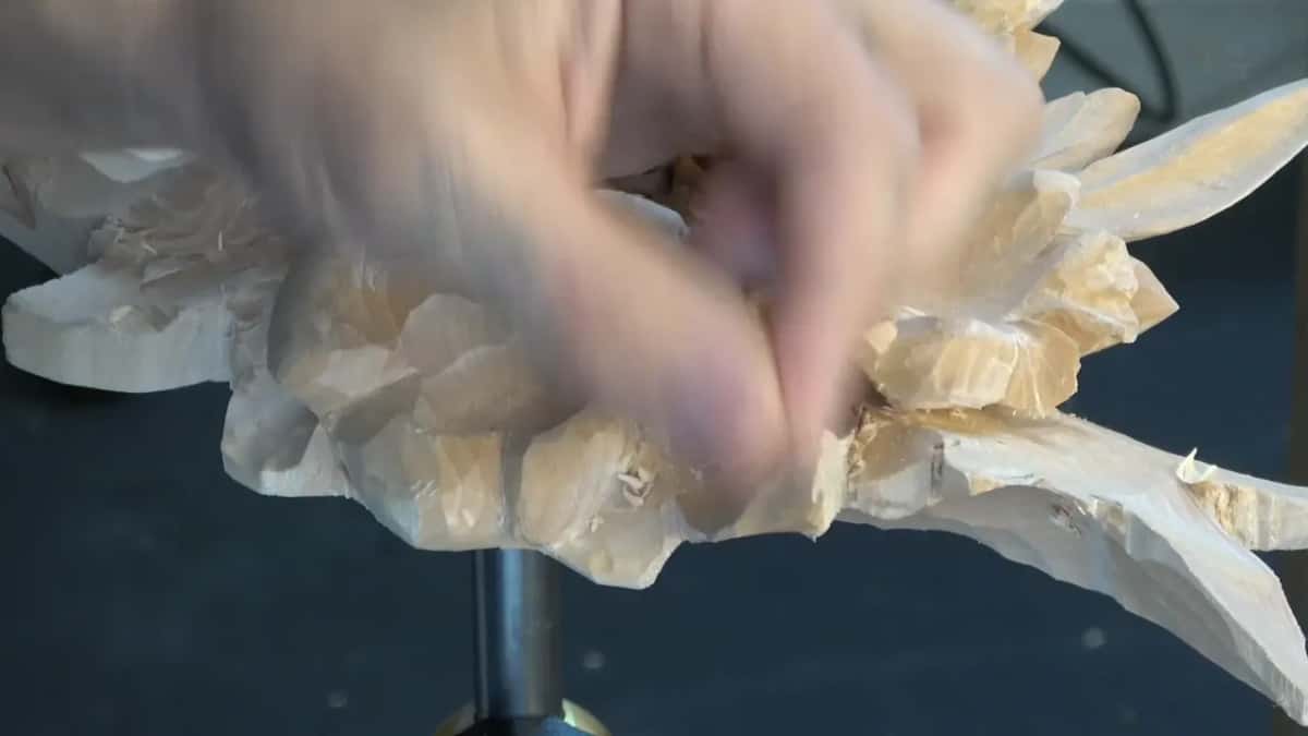Main movement first, detail afterwards.
