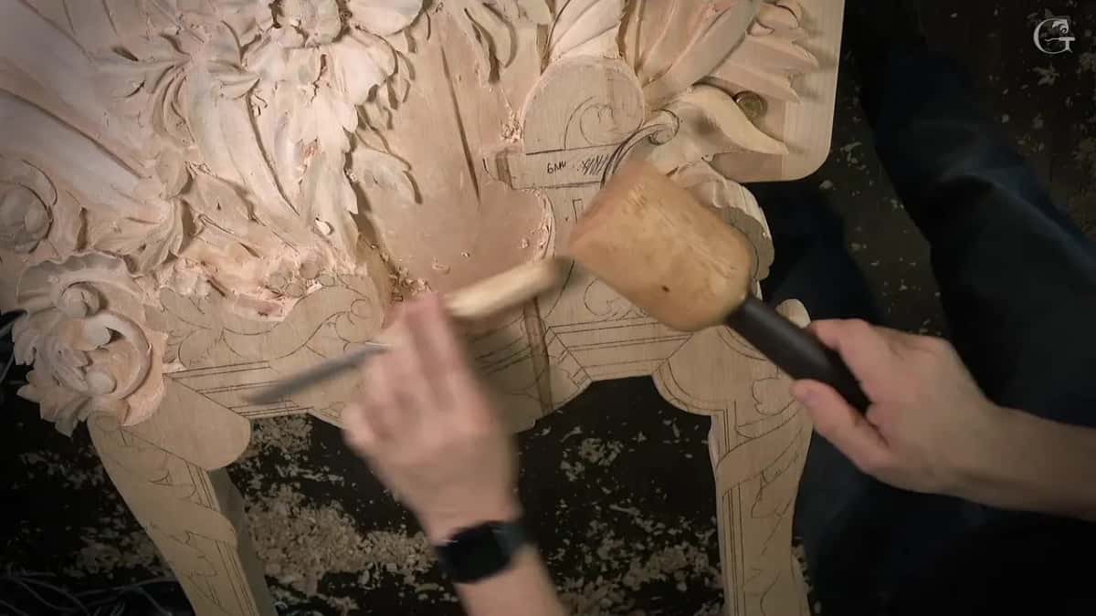 Pale mallet