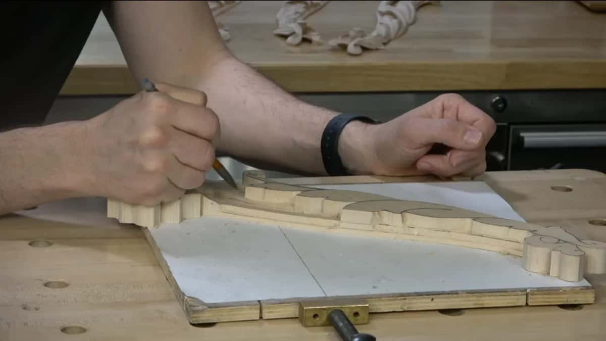 Forearms down on the bench.