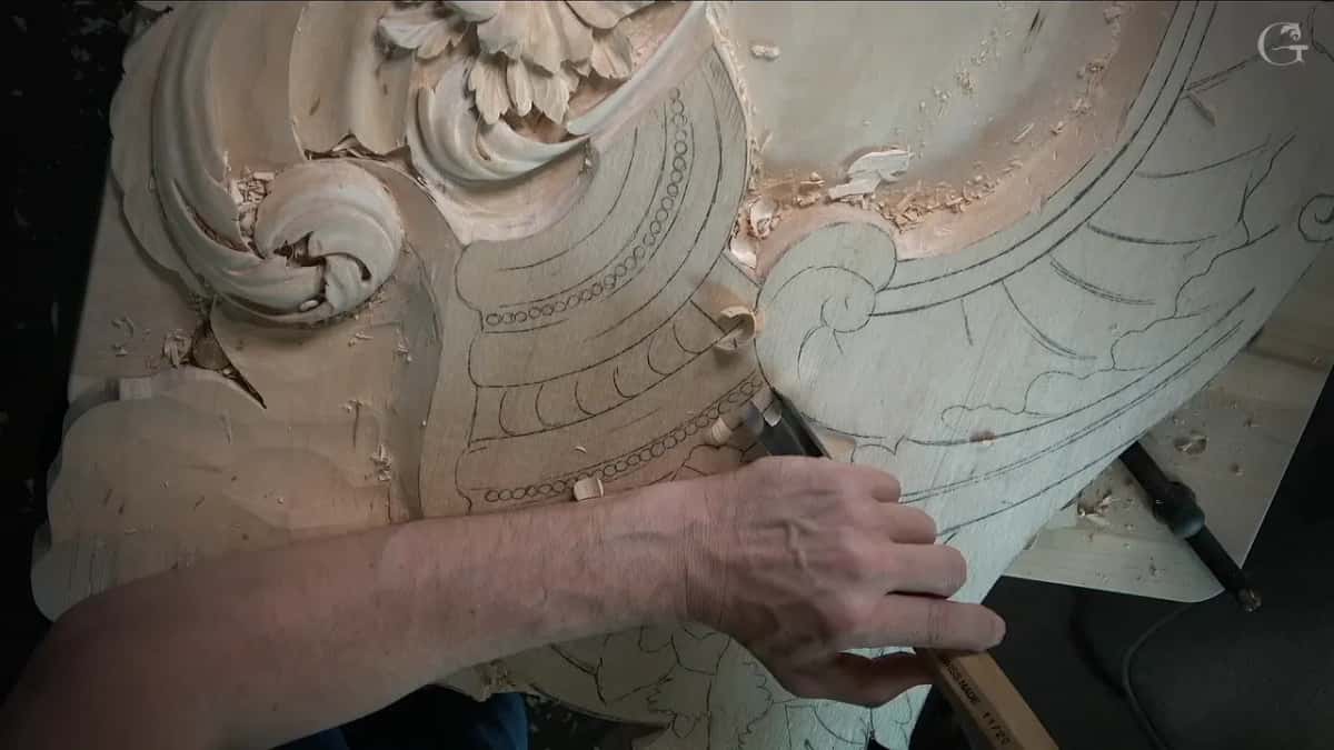 Large gouge following a drawn line