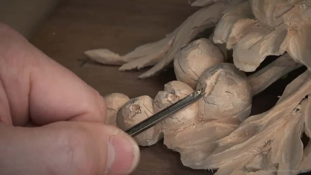 V tool setting the first line of an eye