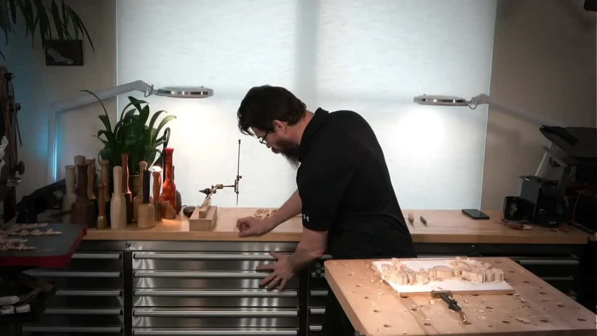 Spoon gouge reaching in