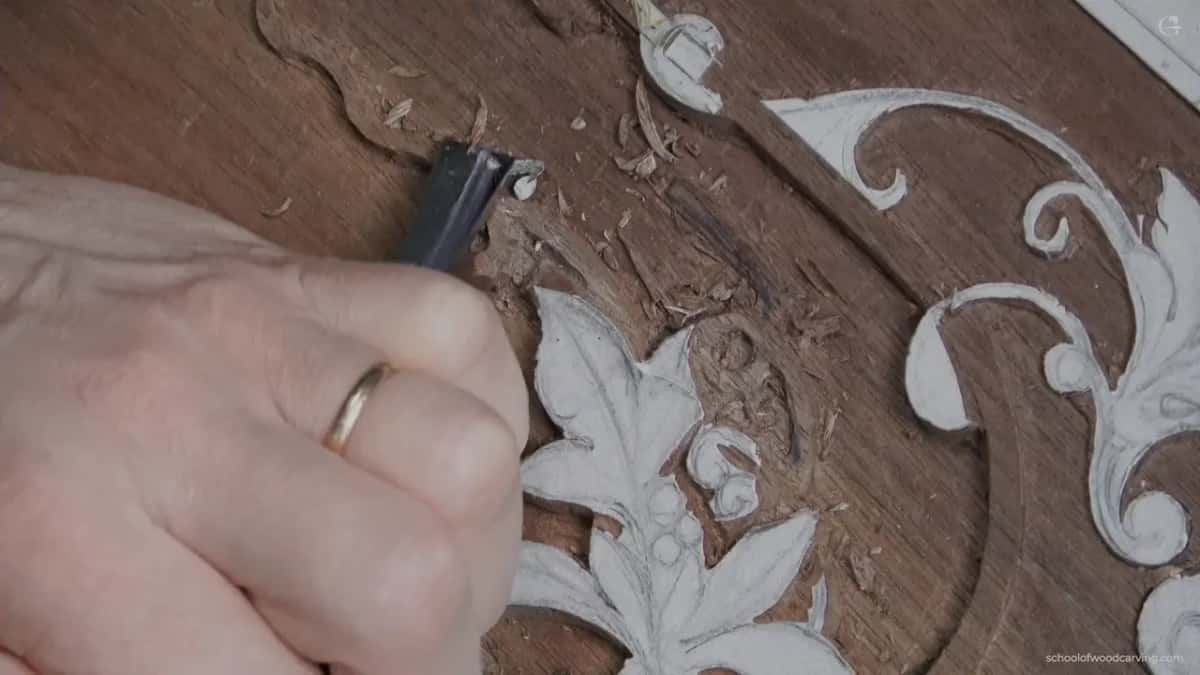 Dark gouge, ring, chips.