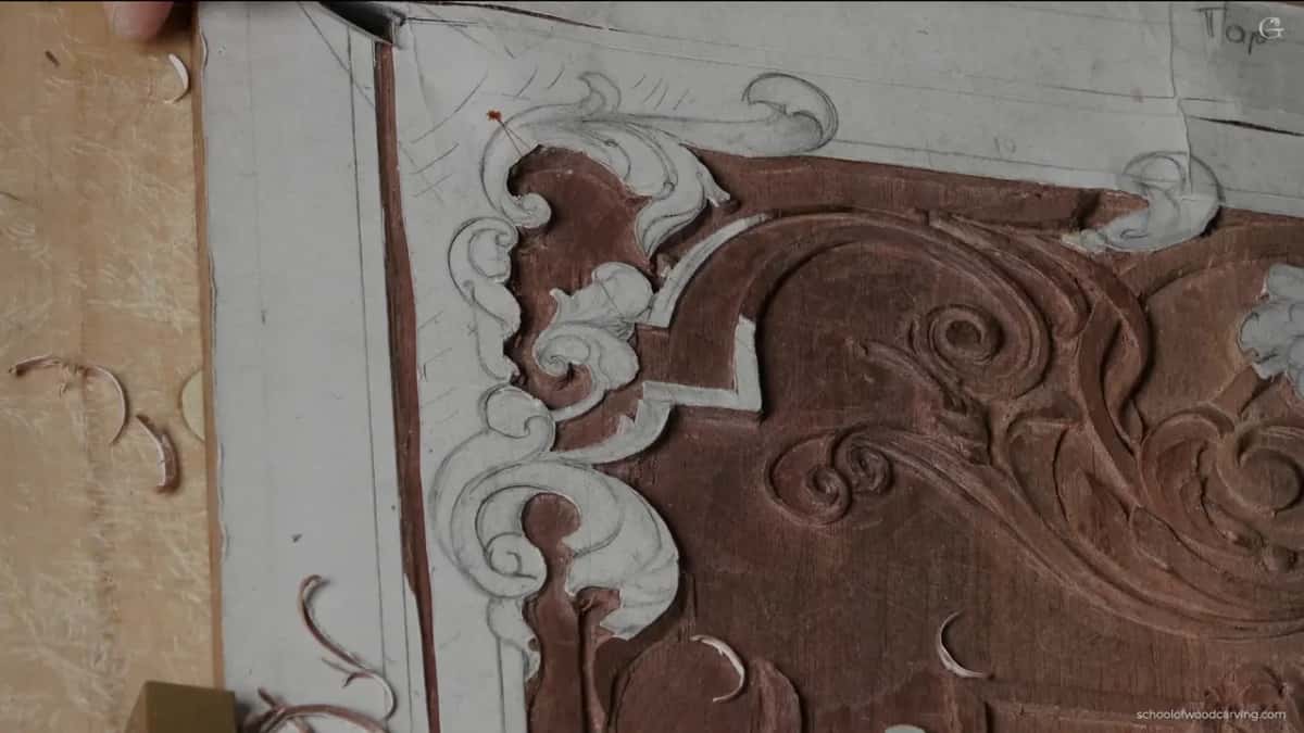 Corner scroll, pattern intact.