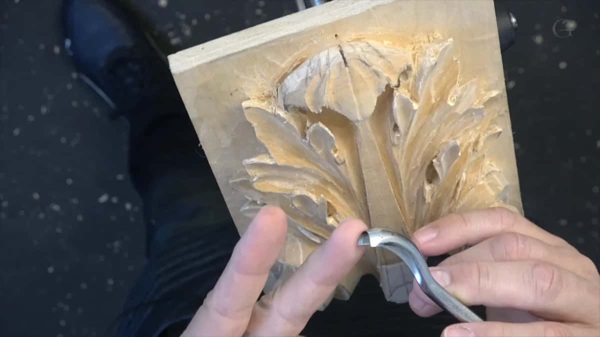 Curved steel, both hands