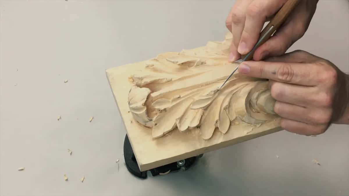 Bent tool takes over from the knife