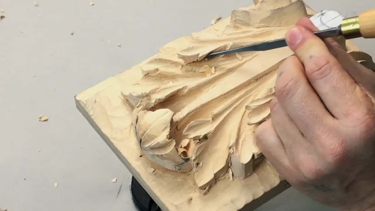 Brass ferruled handle laid right across the upper leaf