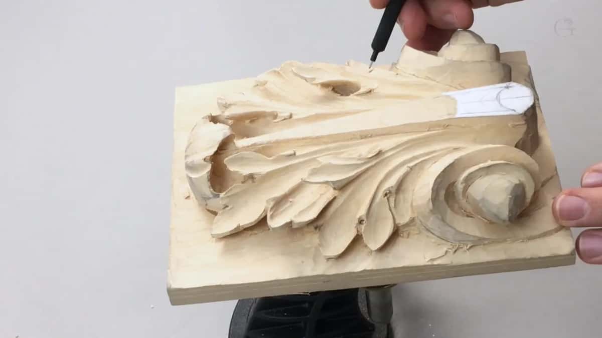 Marking along the upper edge of the board