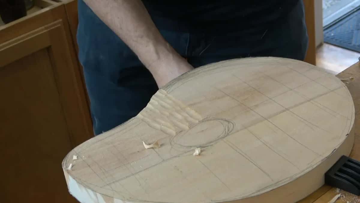 The finished ground, stippled all over, the clean oval still showing where the glue will go