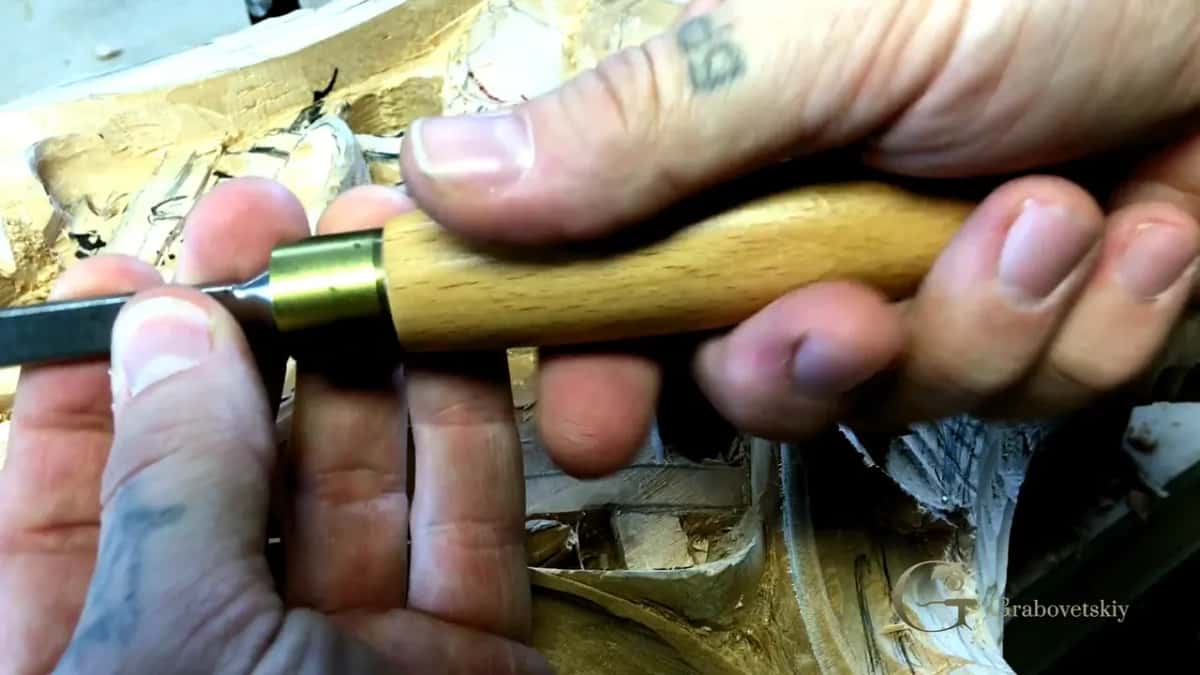 Brass ferrule gripped close.