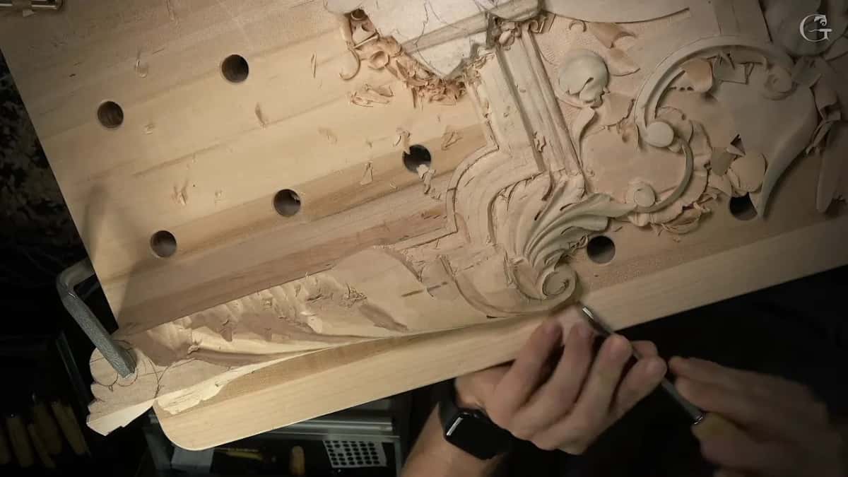 Slim tool tight under the curl of the volute