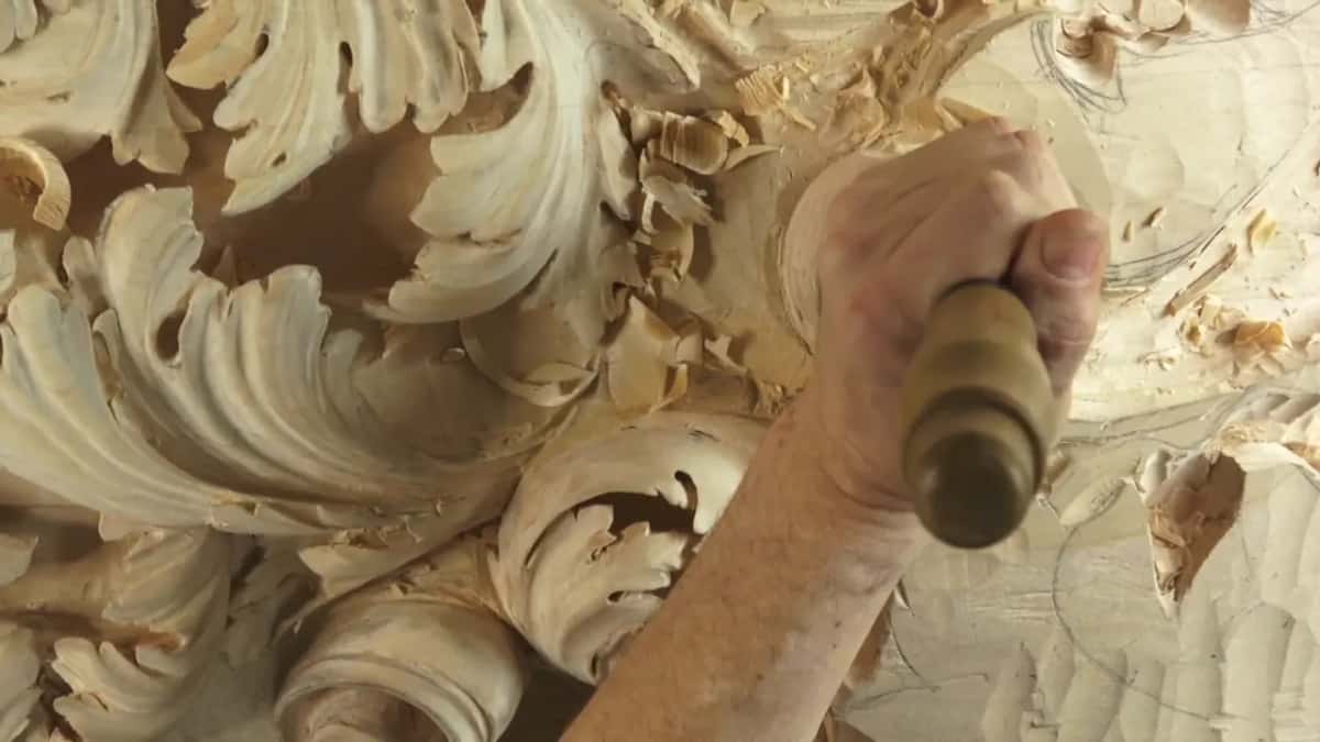 Fist around a gouge handle