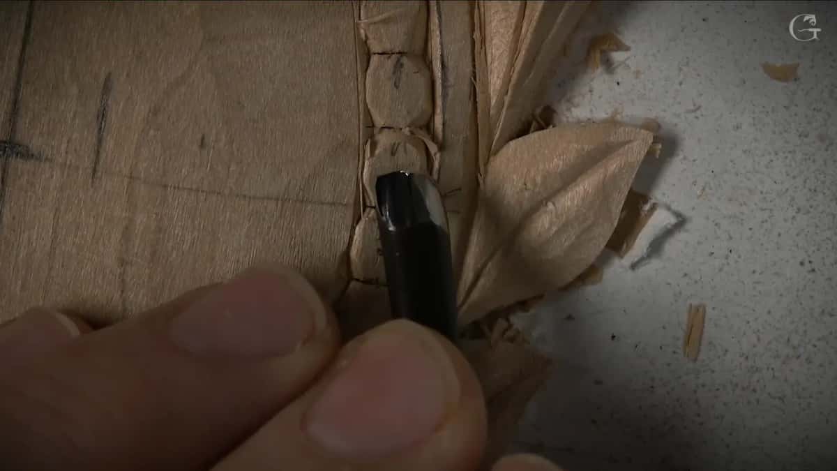 Gouge on a bead